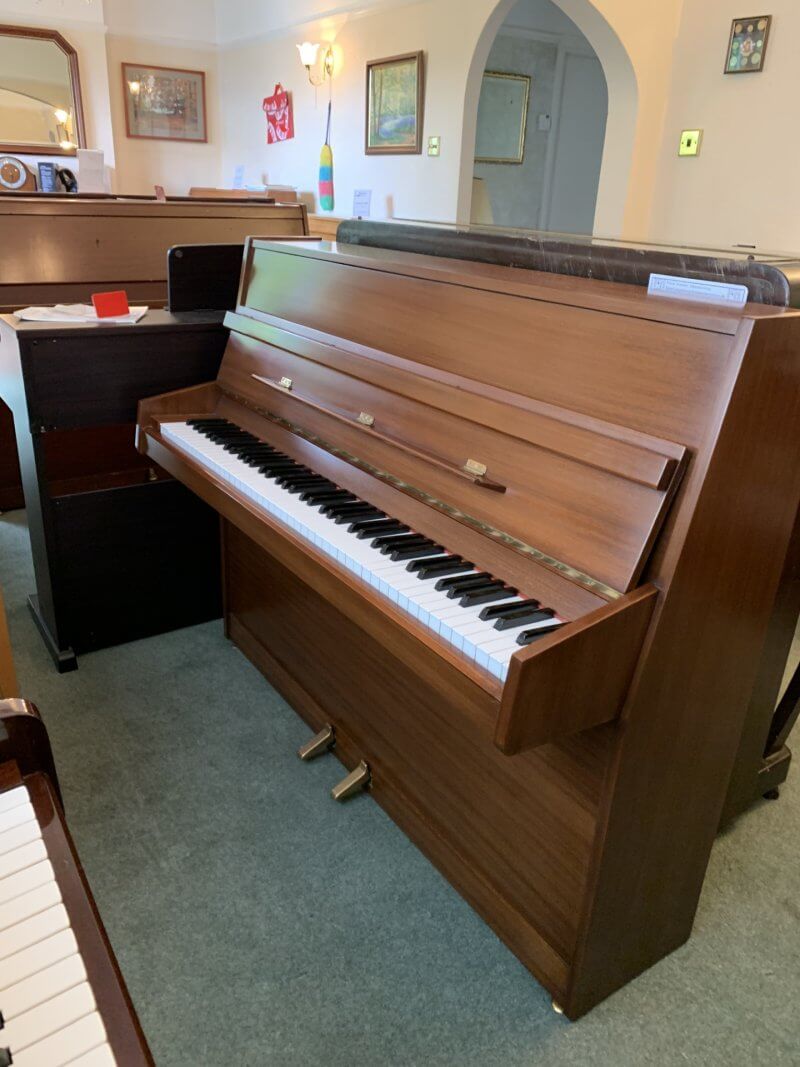 Eavestaff upright piano