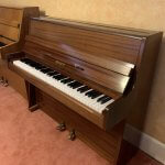 Giles 6-Octave Upright Piano