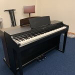 Second hand Yamaha CLP525 in black